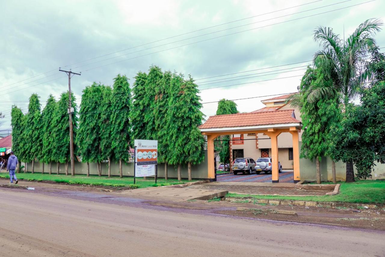 Maresi Luxury Hotel Arusha Exterior photo